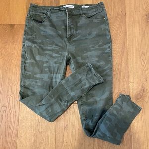 High-Waisted Camo Skinny Jeans